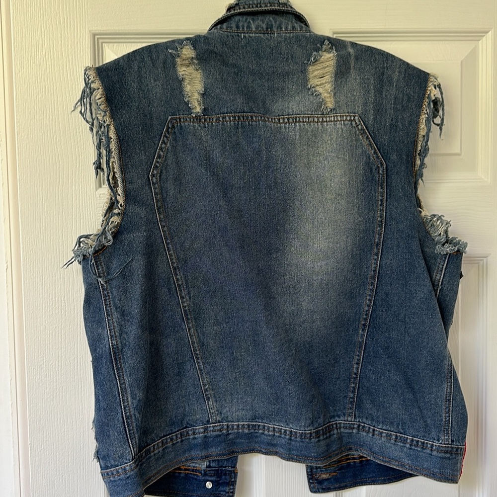 Sunset + Spring Denim Vest - Picture 7 of 8